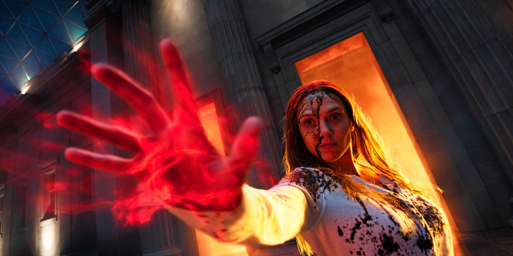 Scarlet Witch uses powers against the Illuminati in Doctor Strange 2