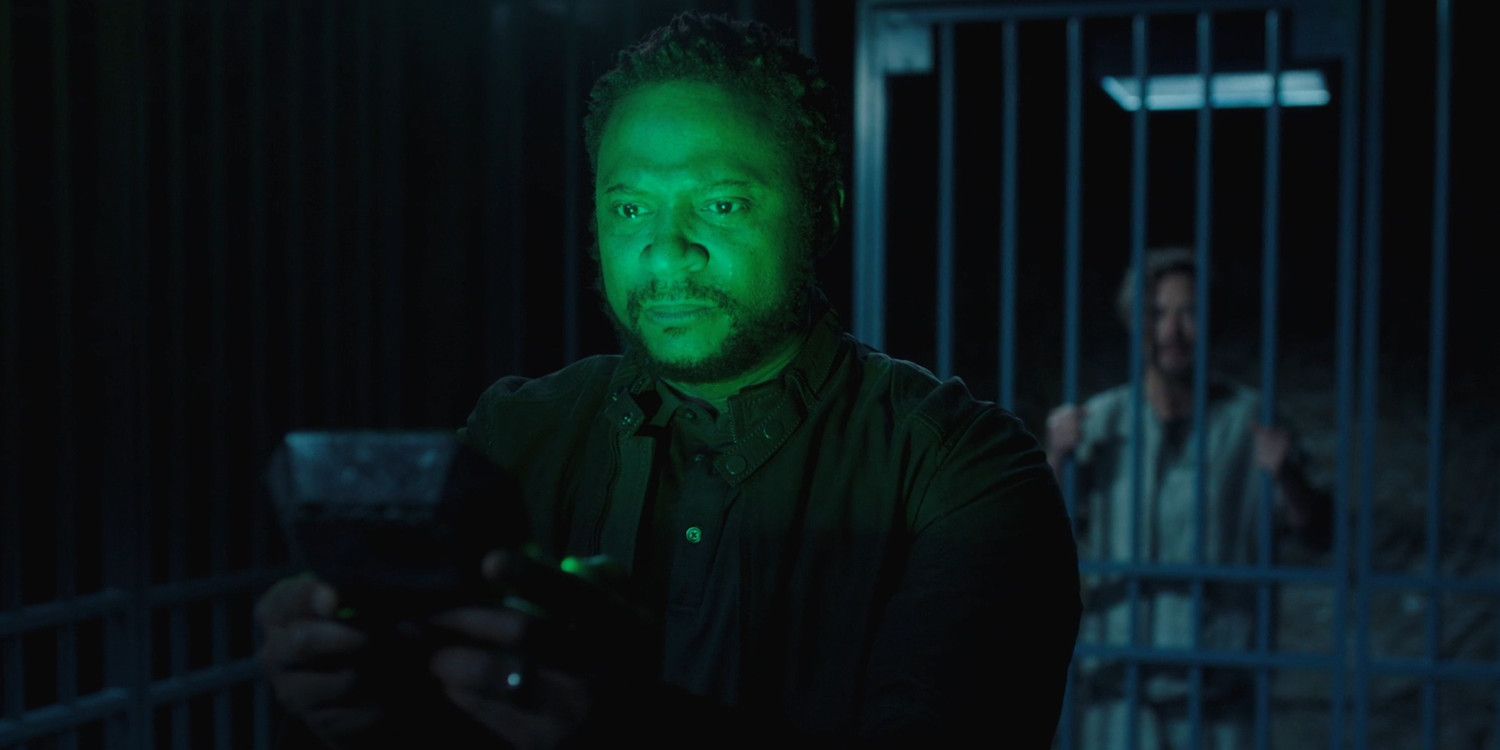 The Flash Season 8 John Diggle Rejects Green Lantern Destiny as Reverse Flash Eobard Thawne Watches