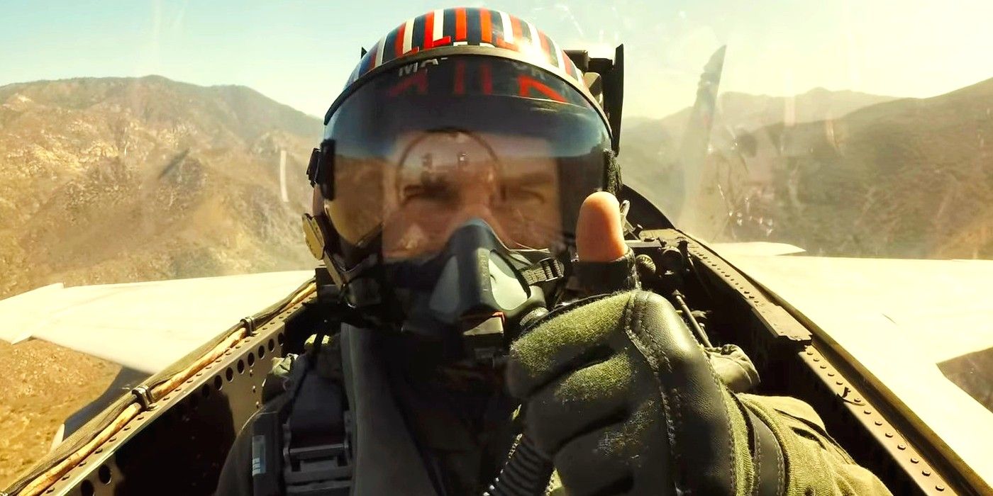 Tom Cruise as Maverick in Top Gun 2 giving a thumbs up while inside a fighter jet cockpit