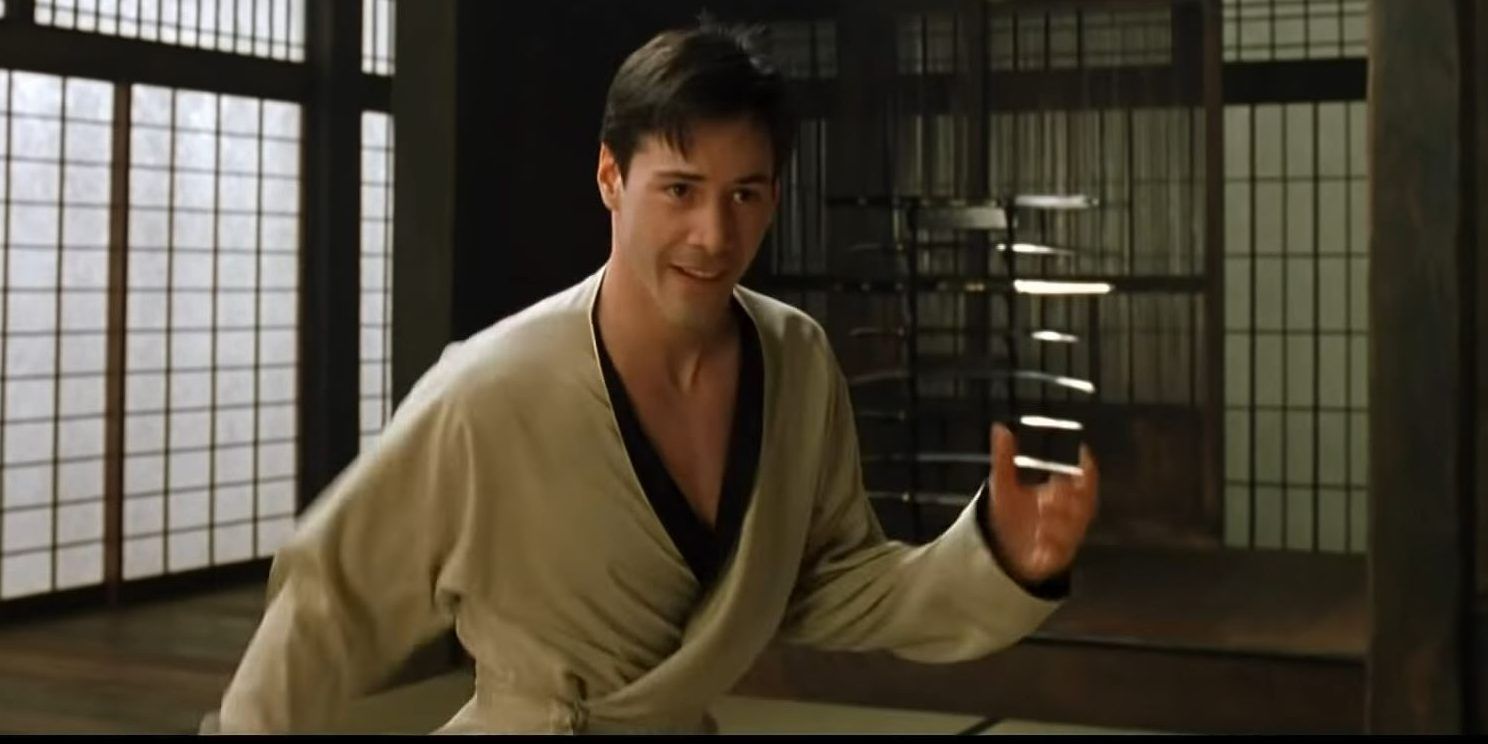 Neo using a drunken boxing stance in The Matrix