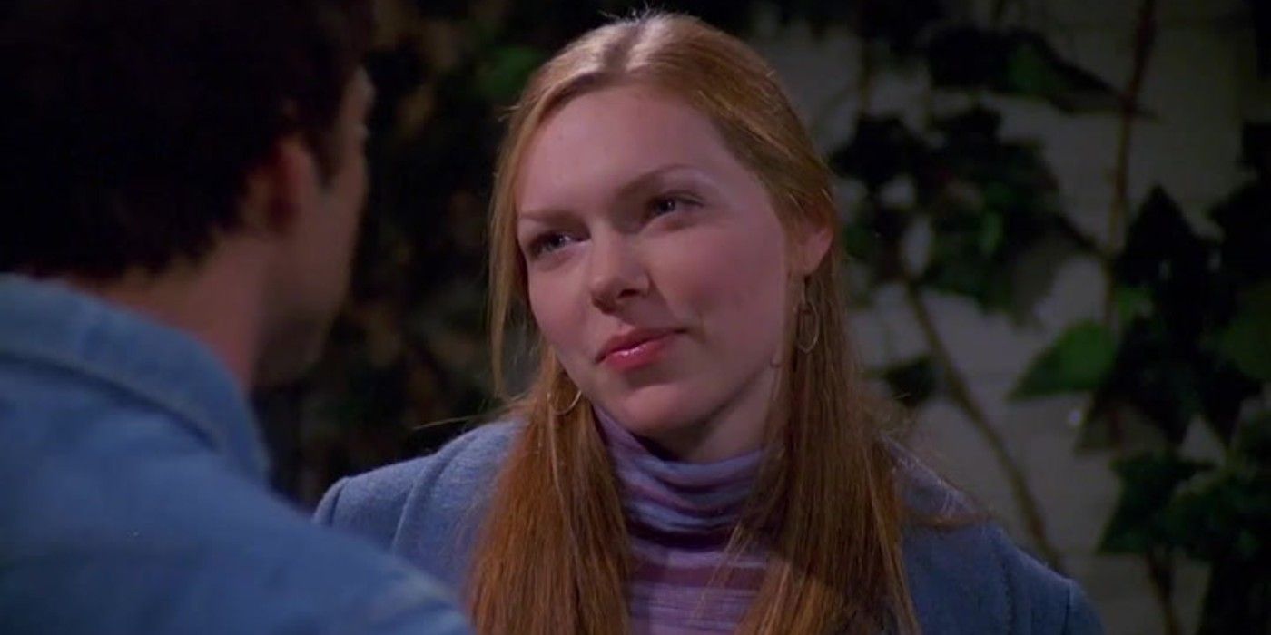 Laura Prepon Shares Emotional Reaction To Donnas That 90s Show Return