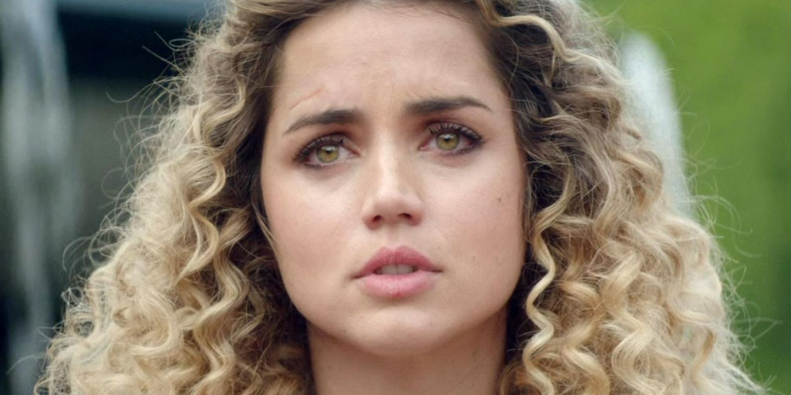 Ana de Armas, the Informer