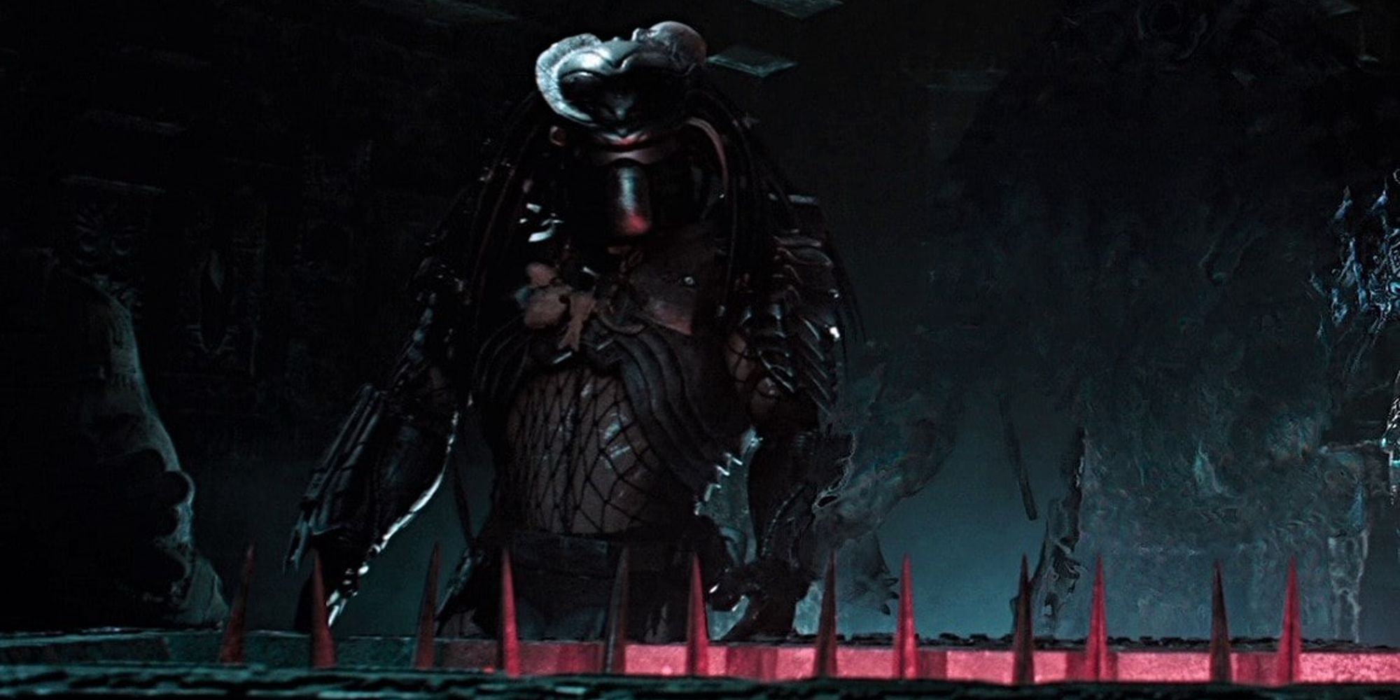 Chopper at the weapon sarcophagus in Alien Vs. Predator