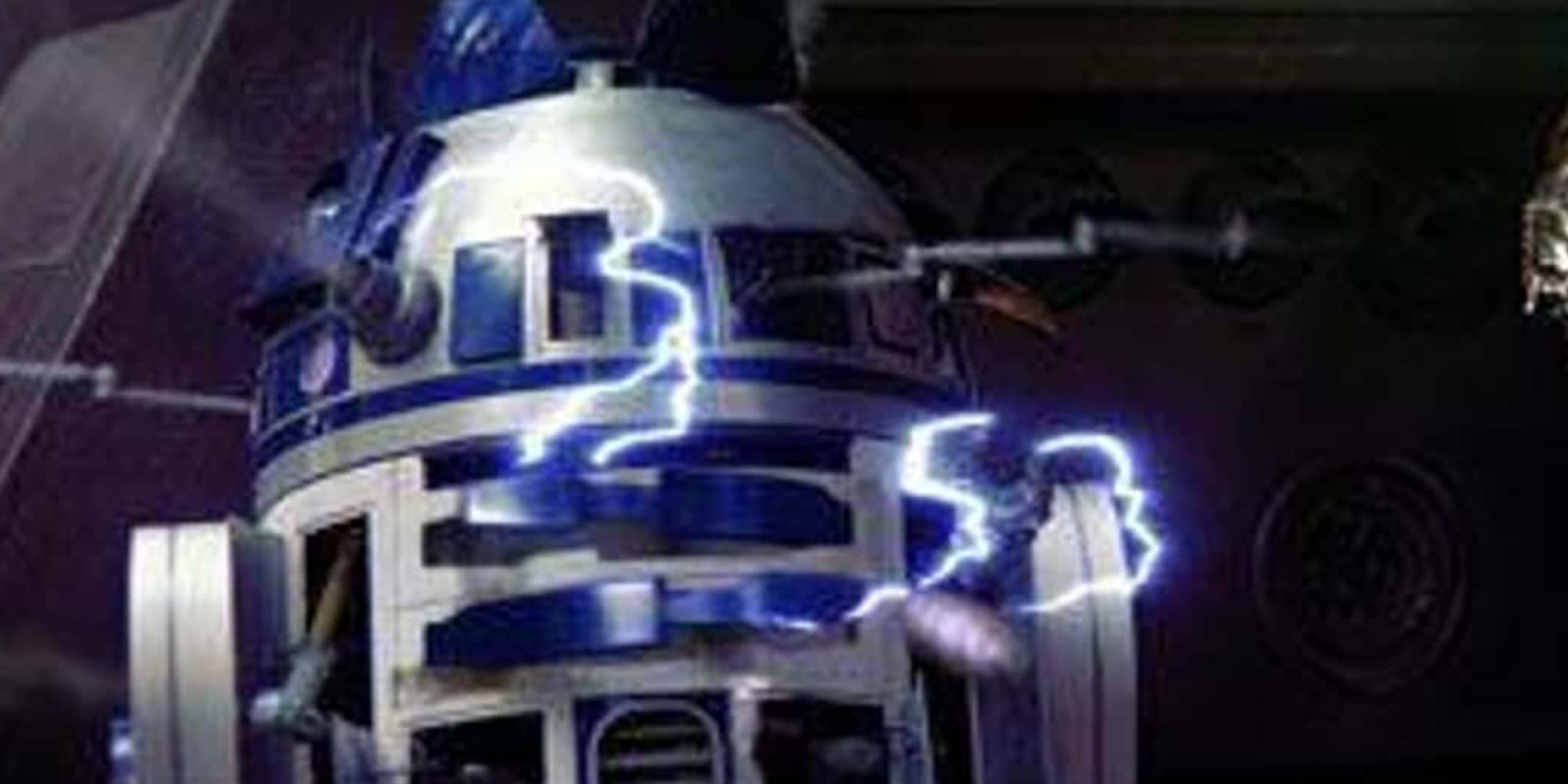 R2-D2 gets shot in Return of the Jedi