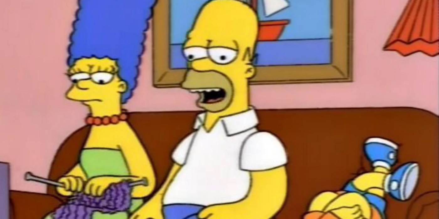Marge, Homer e Bart assistindo tv.