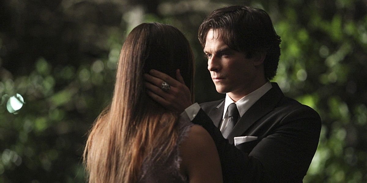 Damon about to kiss Elena in The Vampire Diaries