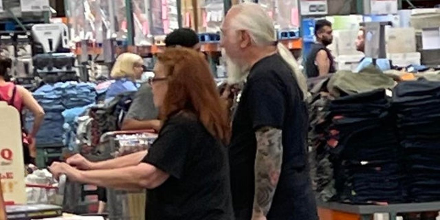 Debbie Johnson spotted with alleged new man in shopping mall