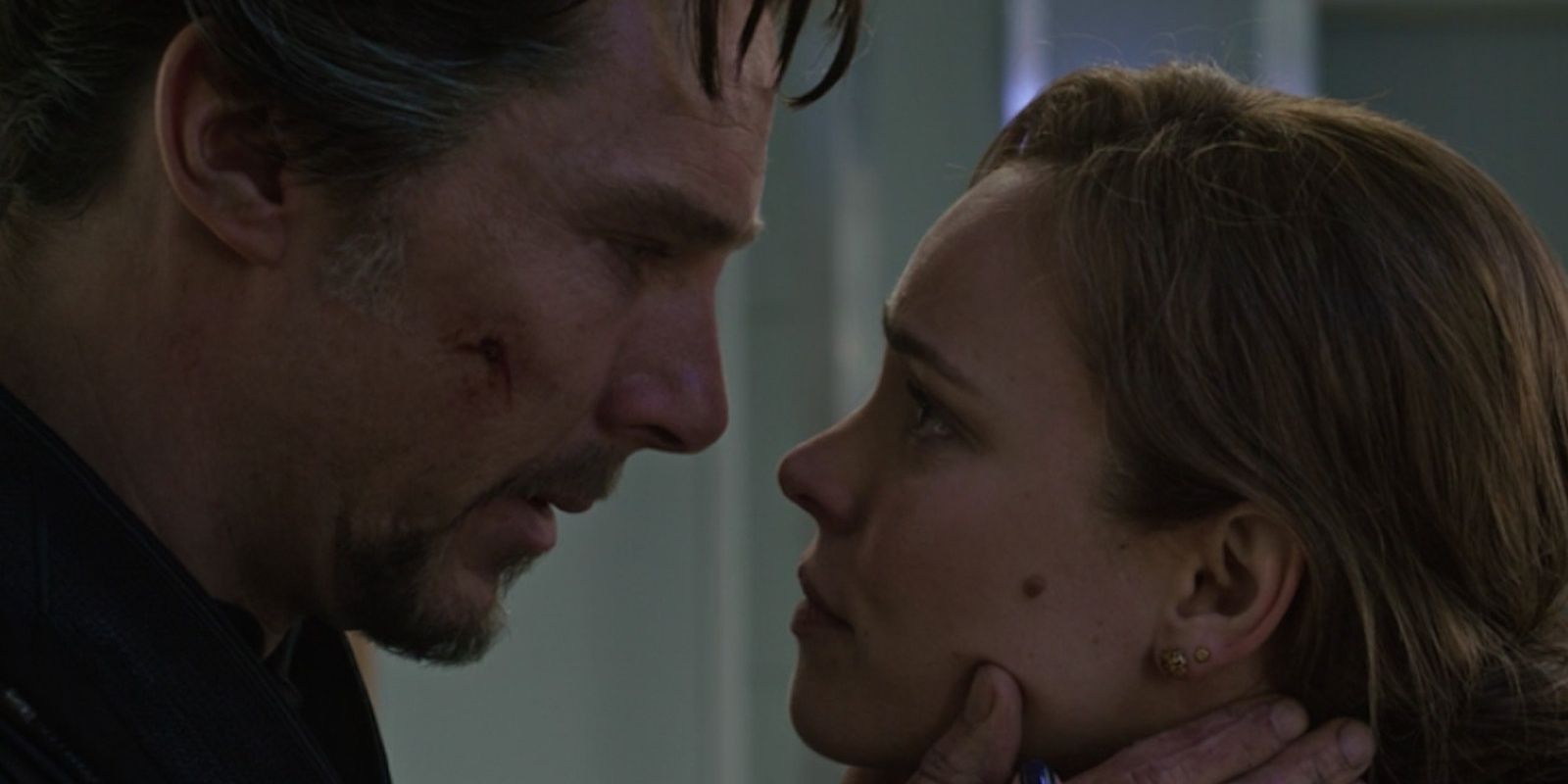 Doctor Strange and Christine Palmer about to kiss 