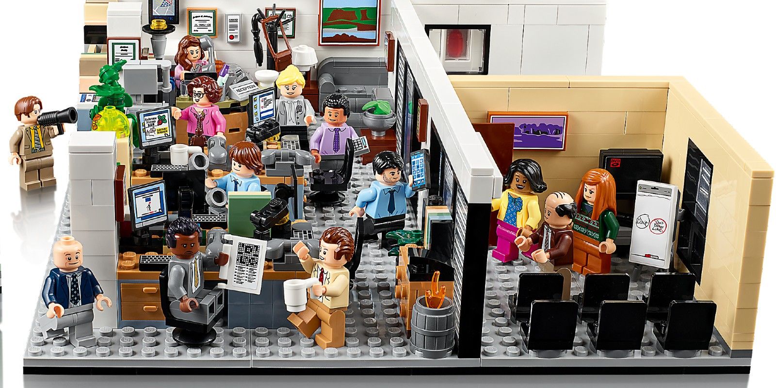 The Office LEGO Set Teased With Hilarious Reference To The Show's Pilot