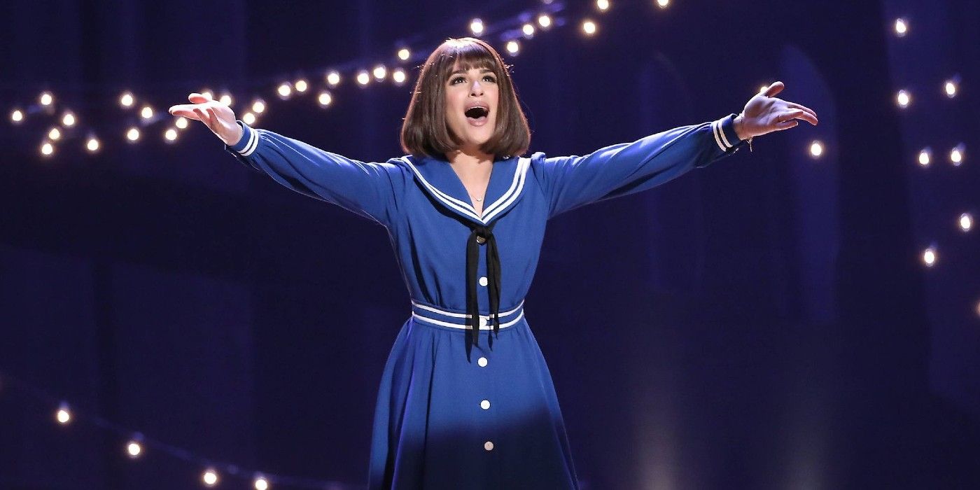 Lea Michele on stage Glee