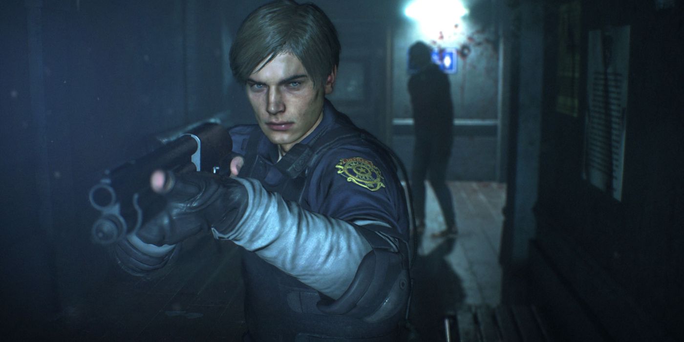 Leon aiming a shotgun in the abandoned and zombie-filled RCPD.