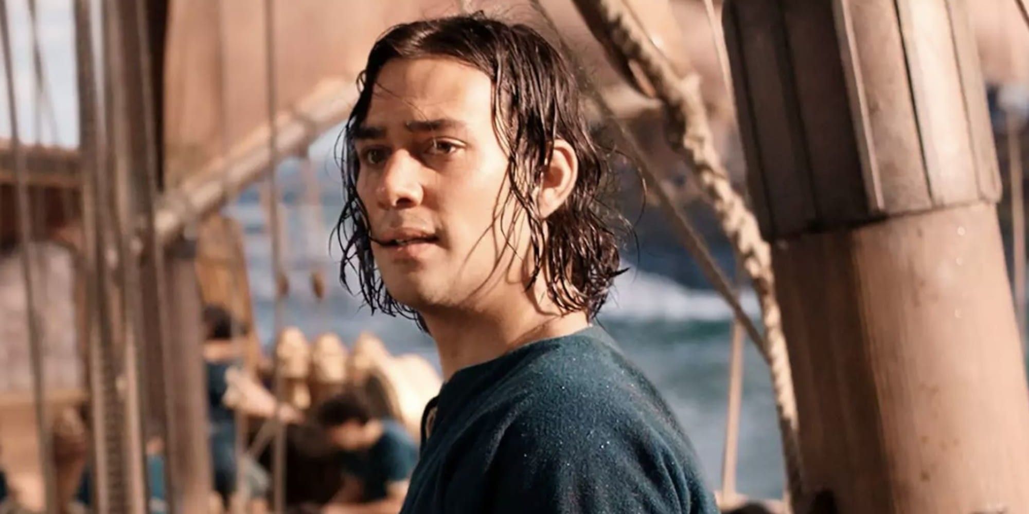 Maxim Baldry como Isildur em Os Anéis do Poder