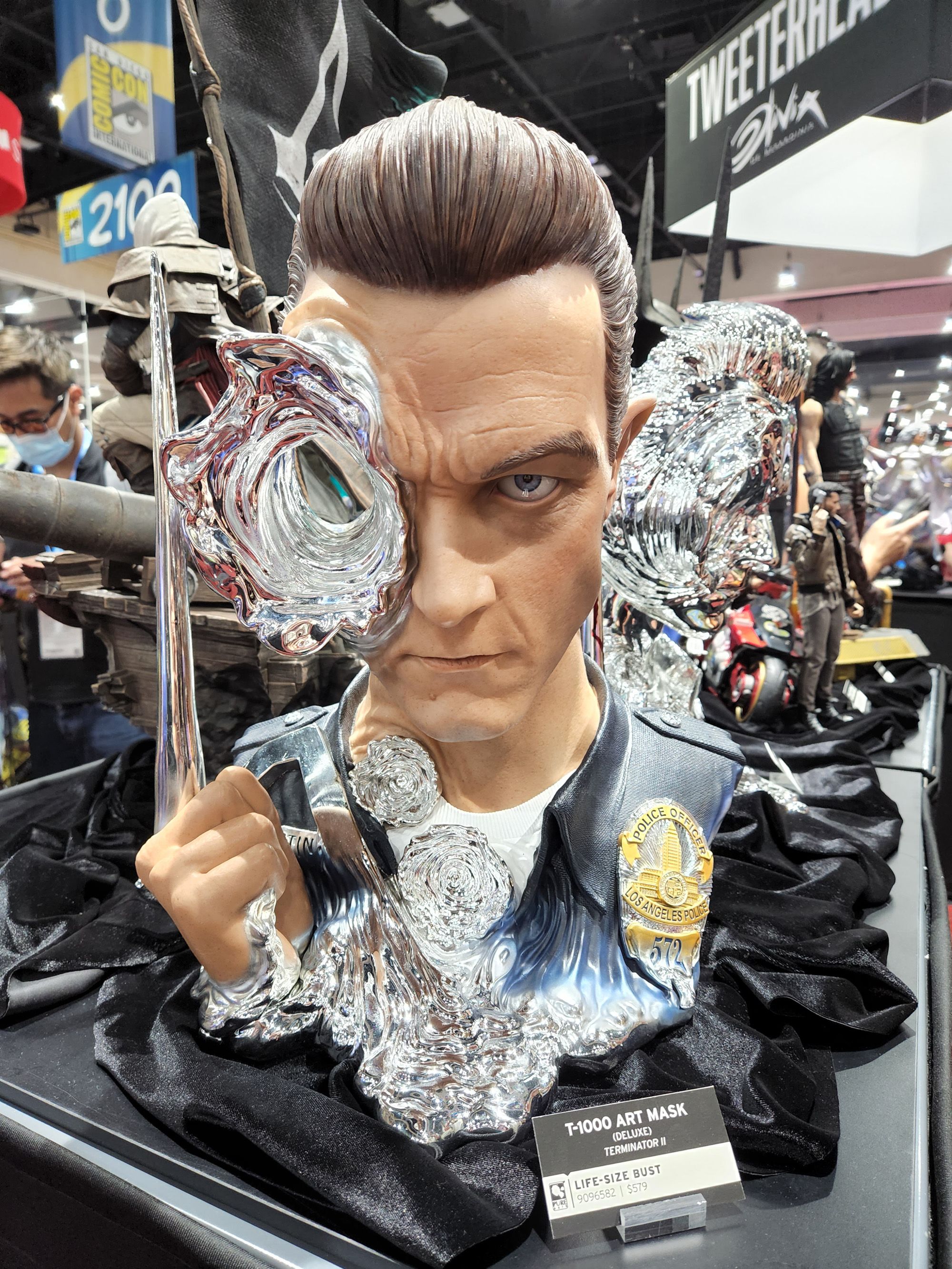 SDCC 2022 Sideshow Booth Terminator T 1000
