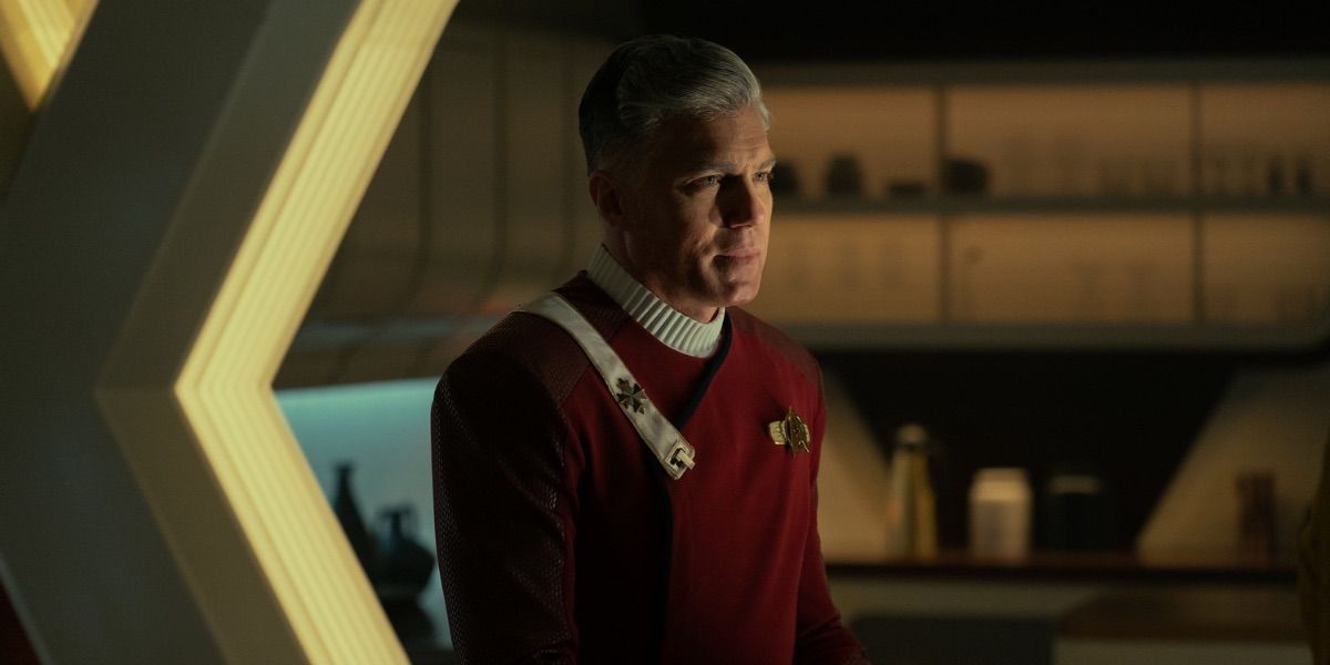An aged Captain Pike looks on from Strange New Worlds 