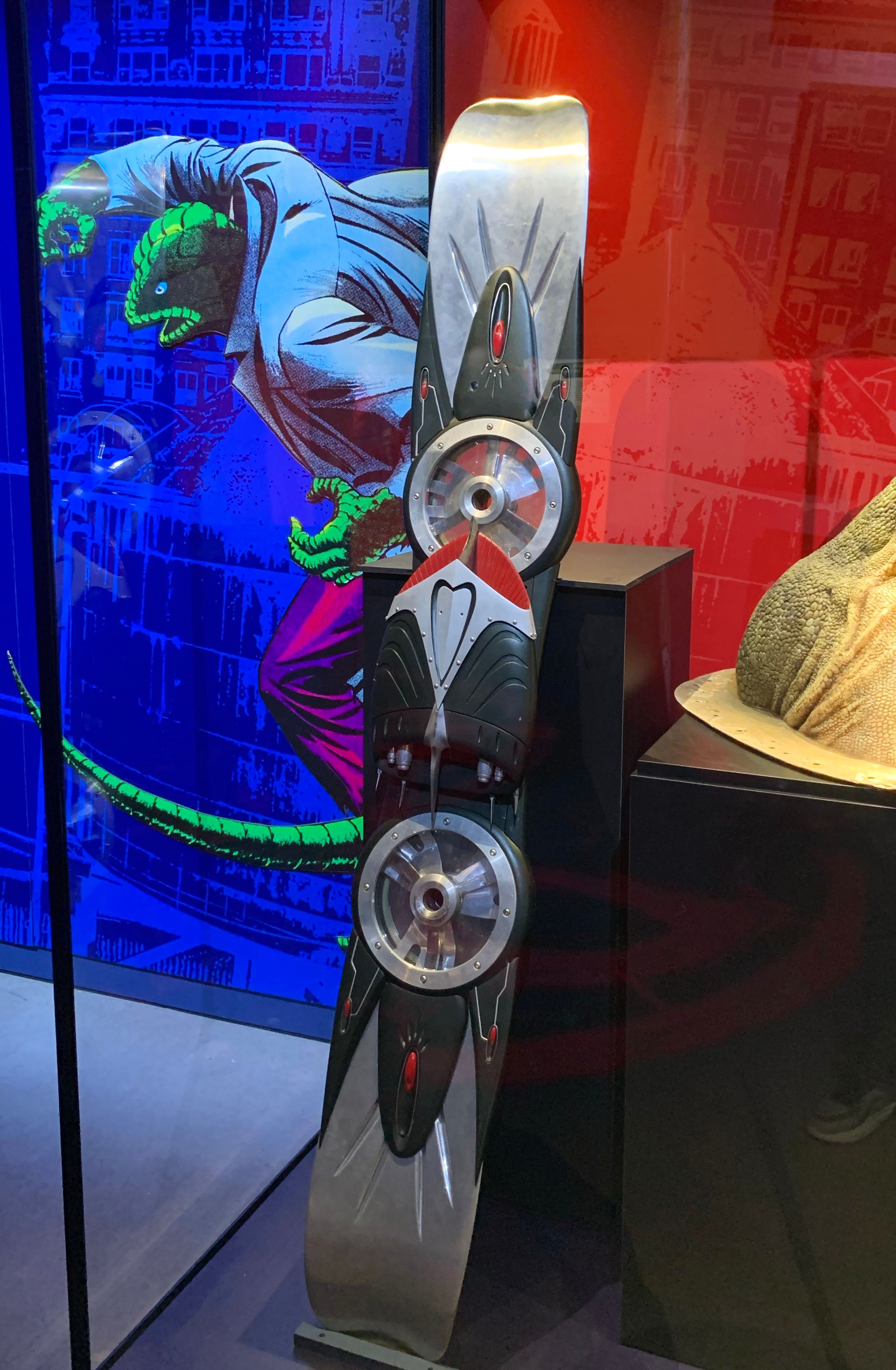 Spider-Man-Raimi-New-Goblin-Board-Movie-Prop-SDCC-Comic-Con