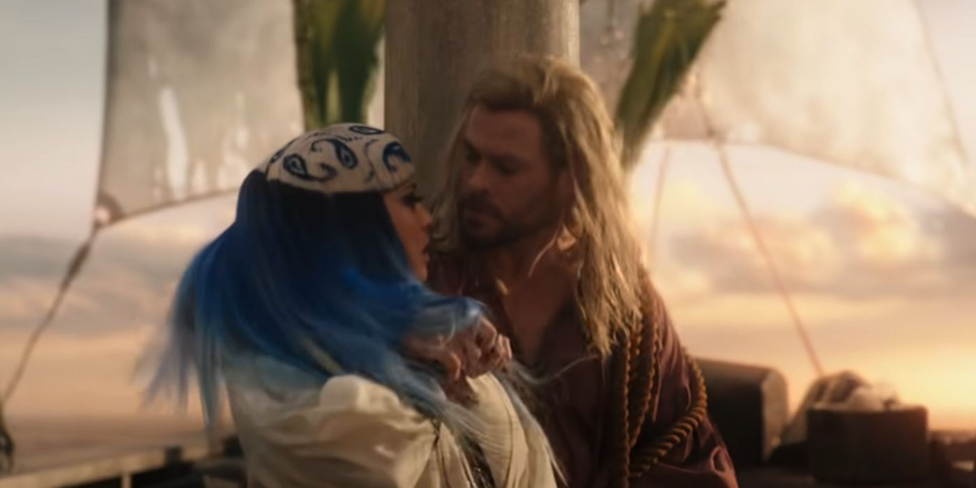 Thor kisses a pirate woman in Thor: Love and Thunder