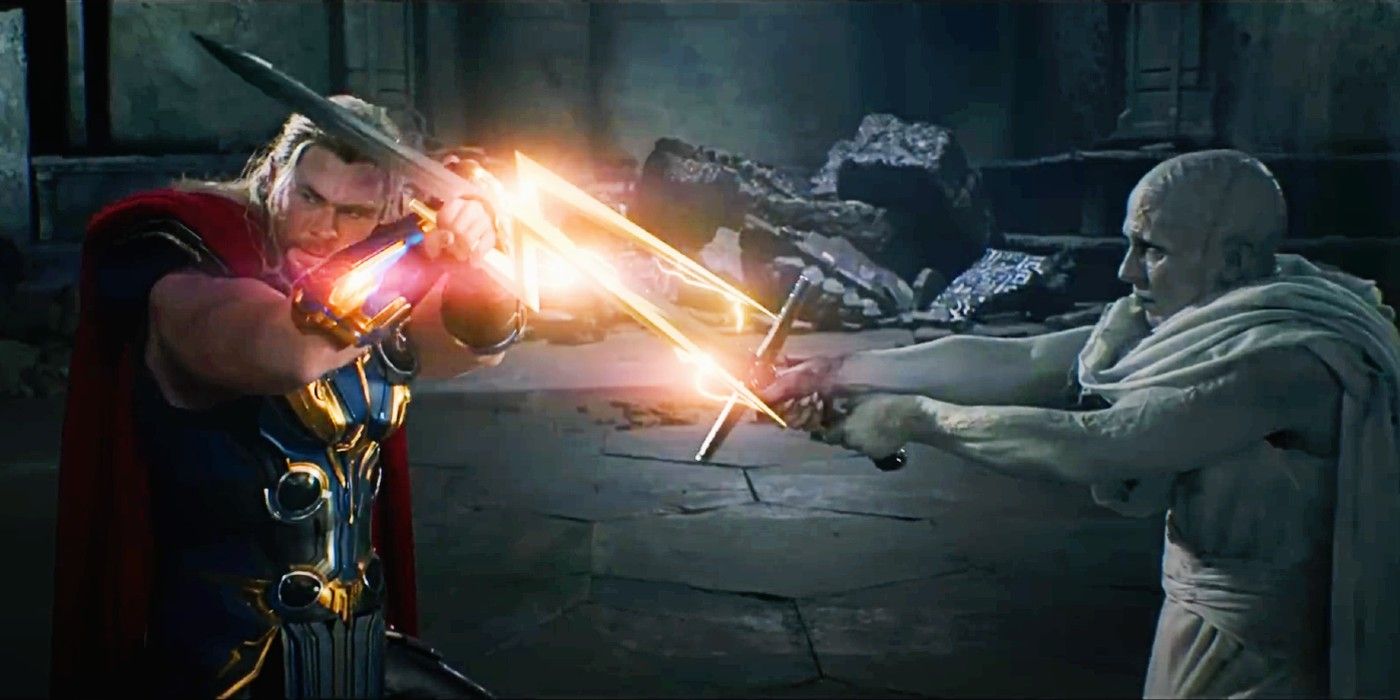 Thor fighting Gorr the God Butcher in the final battle of Love and Thunder