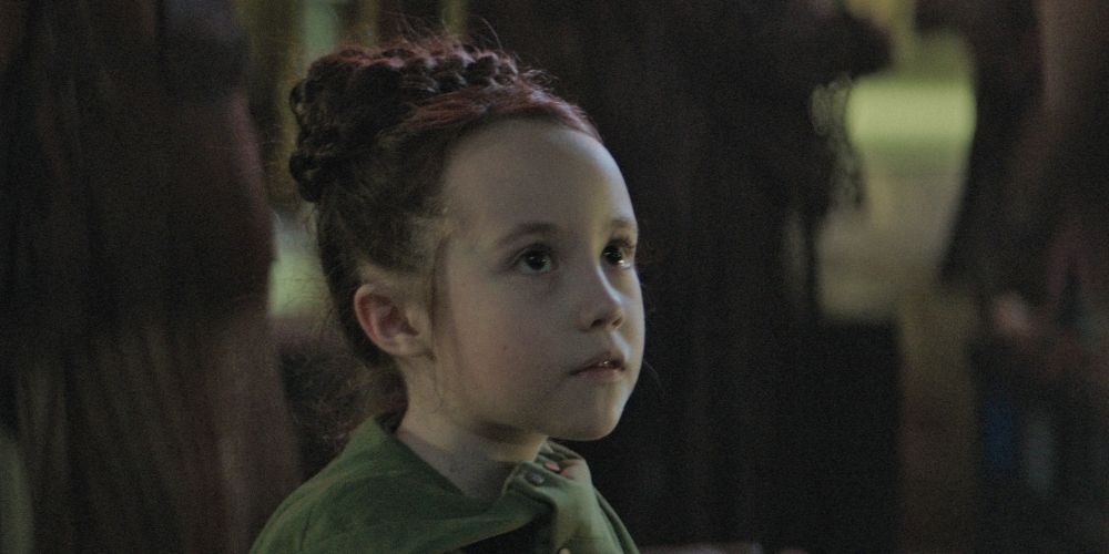 Princess Leia looking upwards in Obi-Wan Kenobi