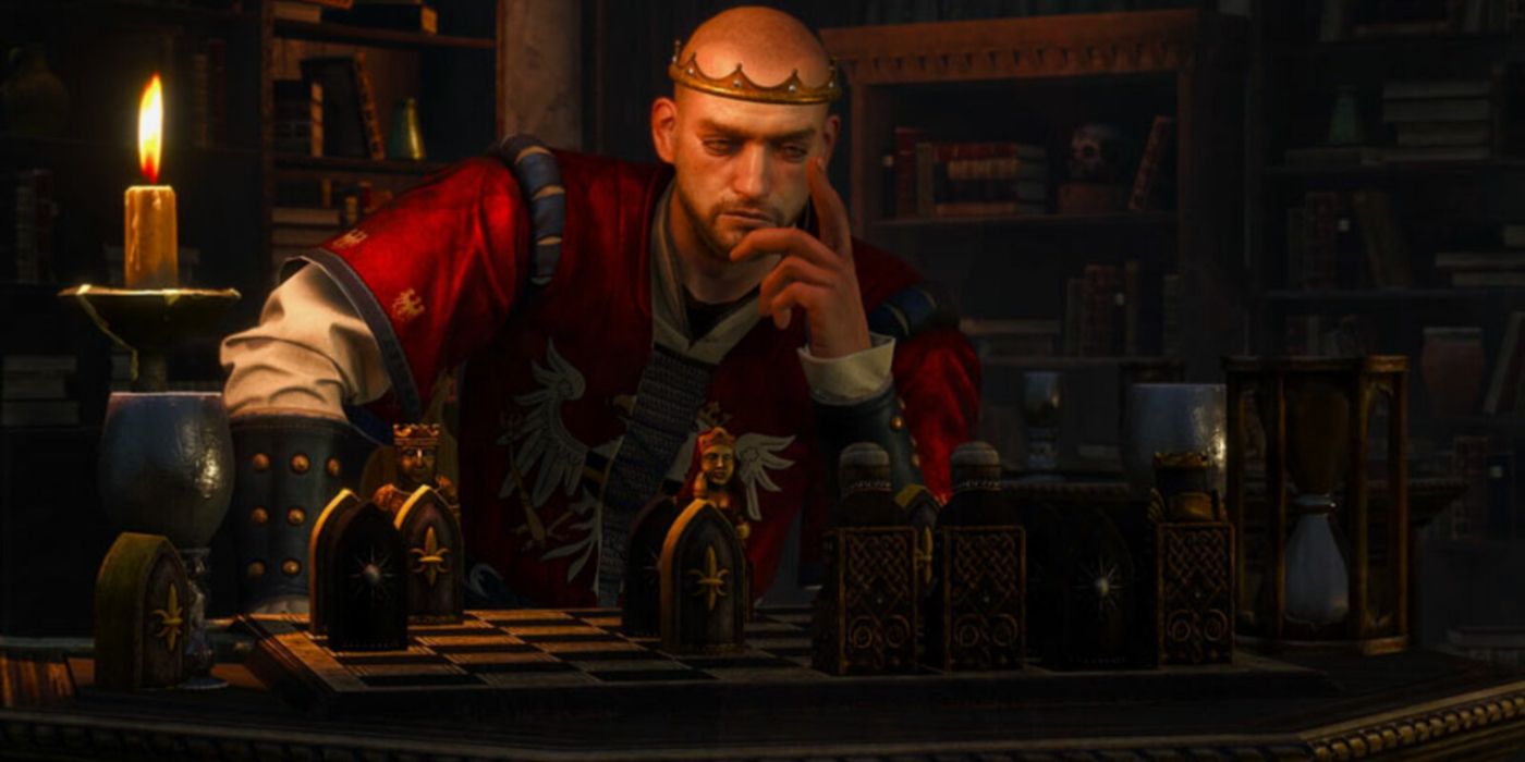 King Radovid pondering in his quarters over his strategy board in The Witcher 3.