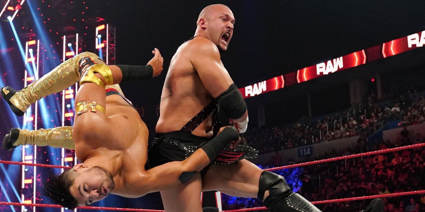 WWE's Karrion Kross delivers a lariat.