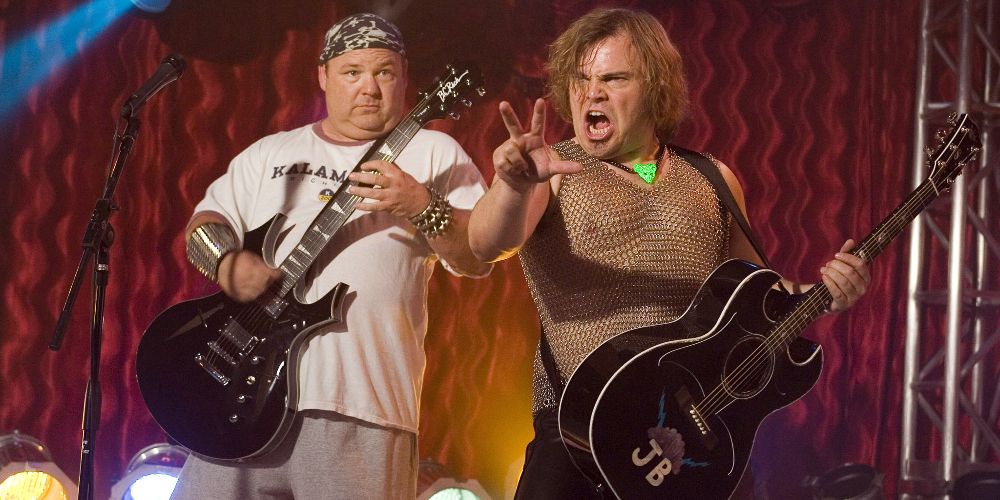 KG and JB rock out on stage in Tenacious D The Pick of Destiny