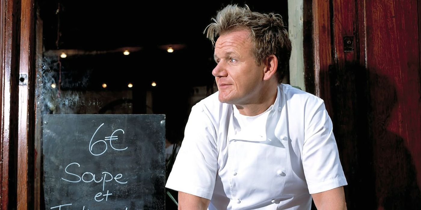 Gordon Ramsay looking to the left in a scene from Ramsay's Kitchen Nightmares.