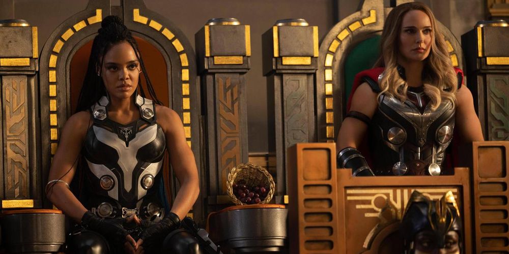 Valkyrie and Jane sit on thrones in Thor: Love and Thunder