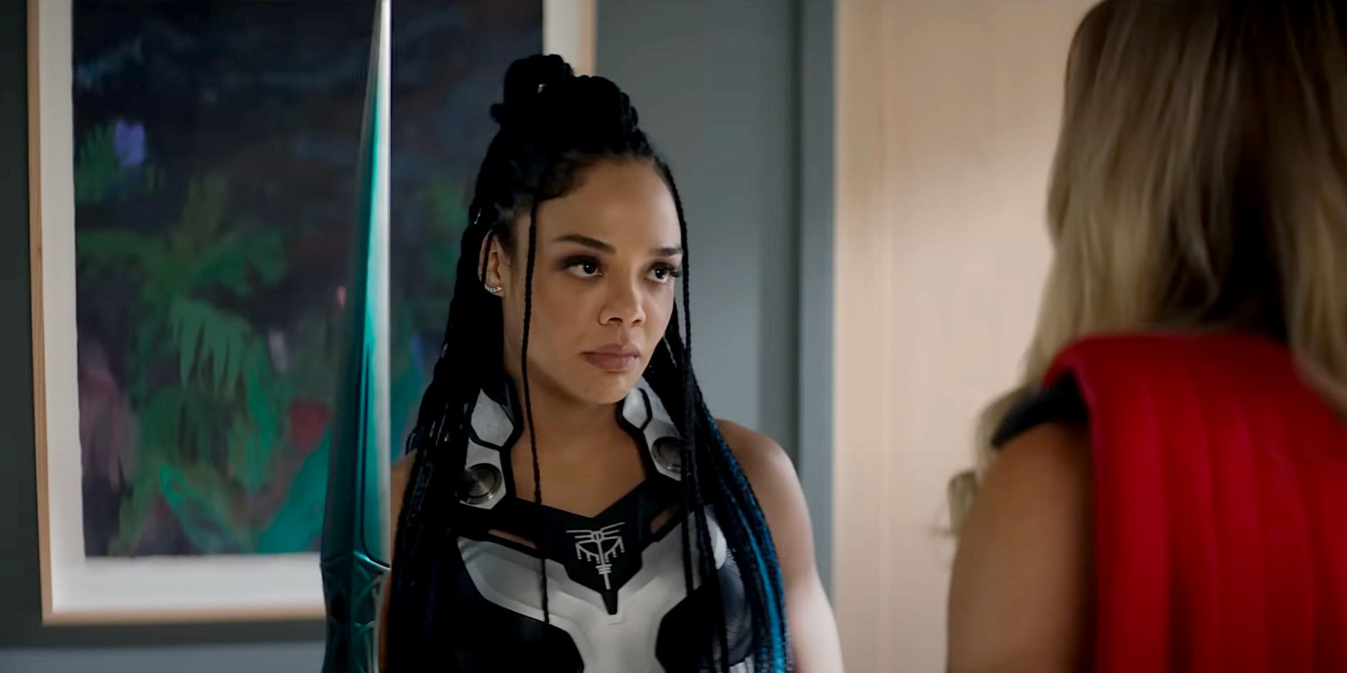 Valkyrie talking to Mighty Thor in Thor: Love and Thunder.