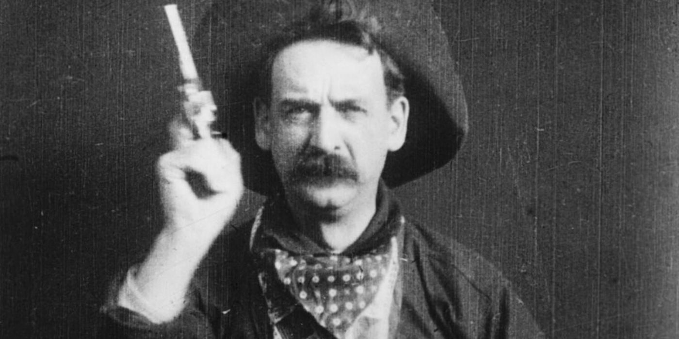 A character puts his gun up in The Great Train Robbery 1903