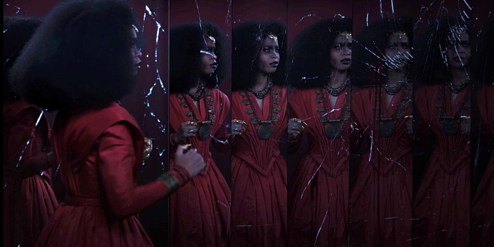 Quvenzhane Wallis as Bloody Mary in American Horror Stories S2 Ending