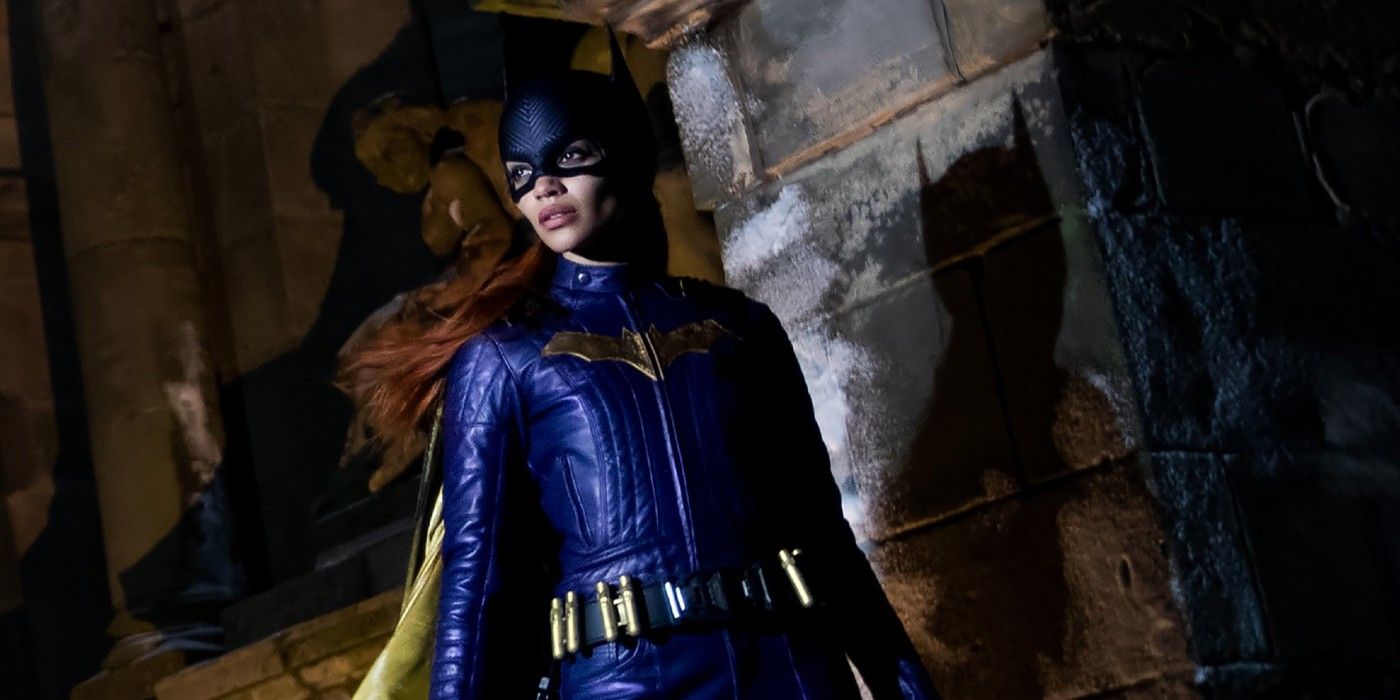 Image of Batgirl in her suit in Batgirl teaser