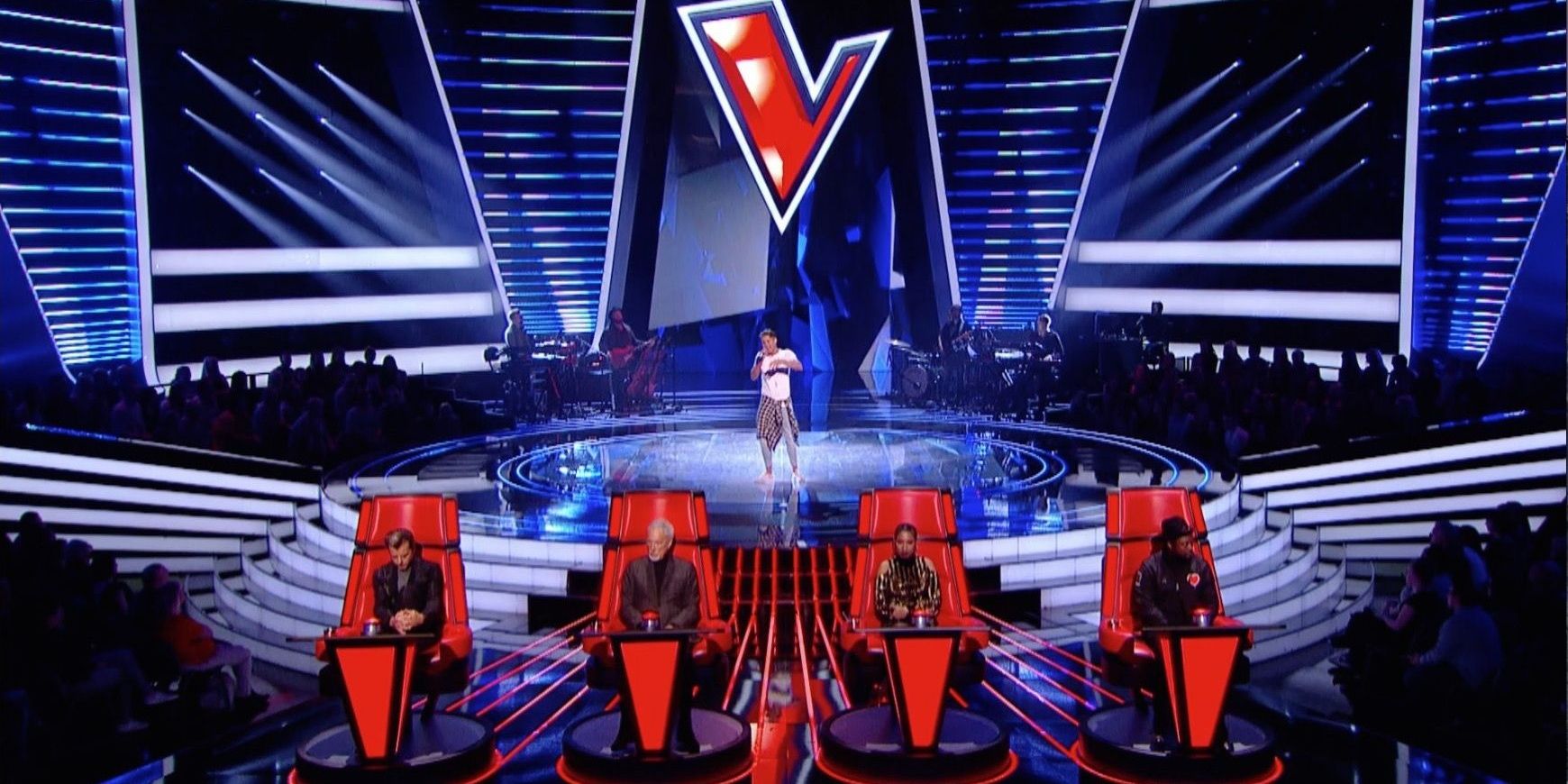Charlie Drew performing his blind audition on the UK version of The Voice