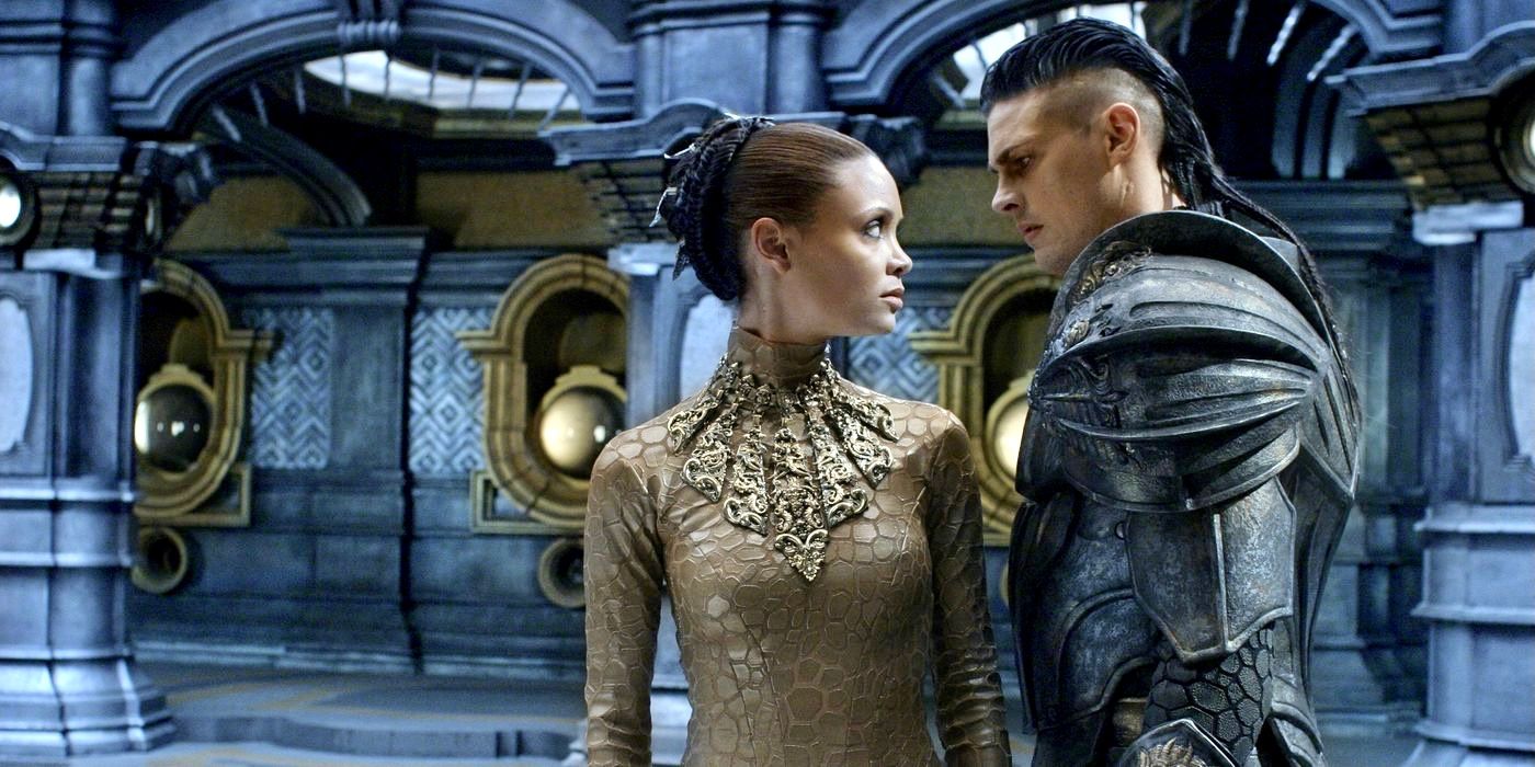 Karl Urban and Thandiwe Netwton in The Chronicles of Riddick