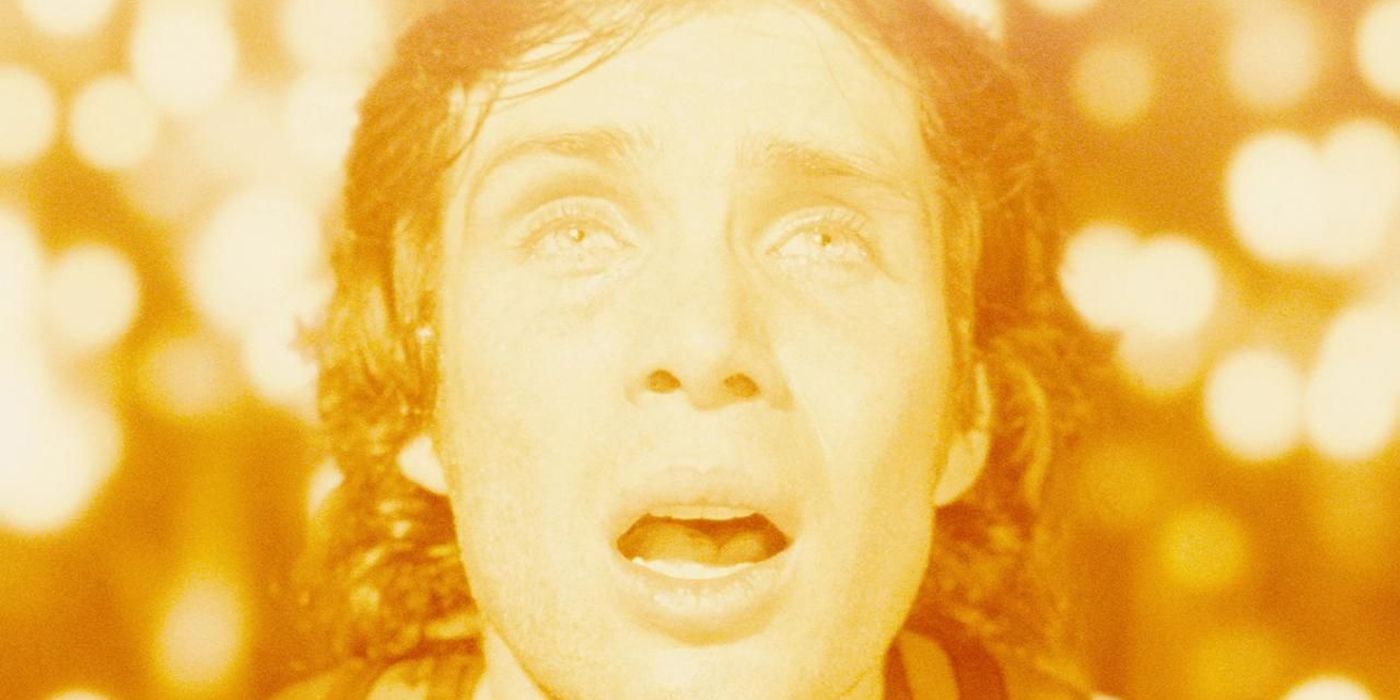 Cillian Murphy looks at the sun in Sunshine