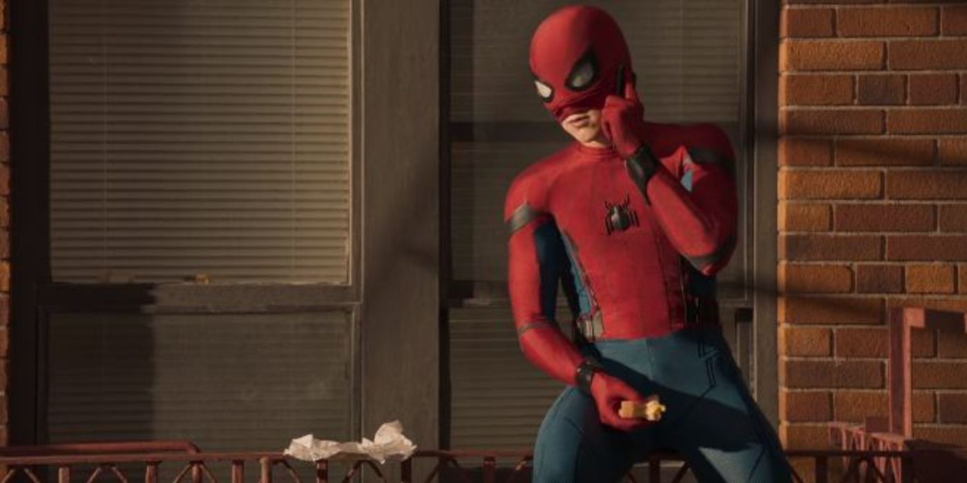 Peter eating a churro and talking on the phone in Spider-Man Homecoming