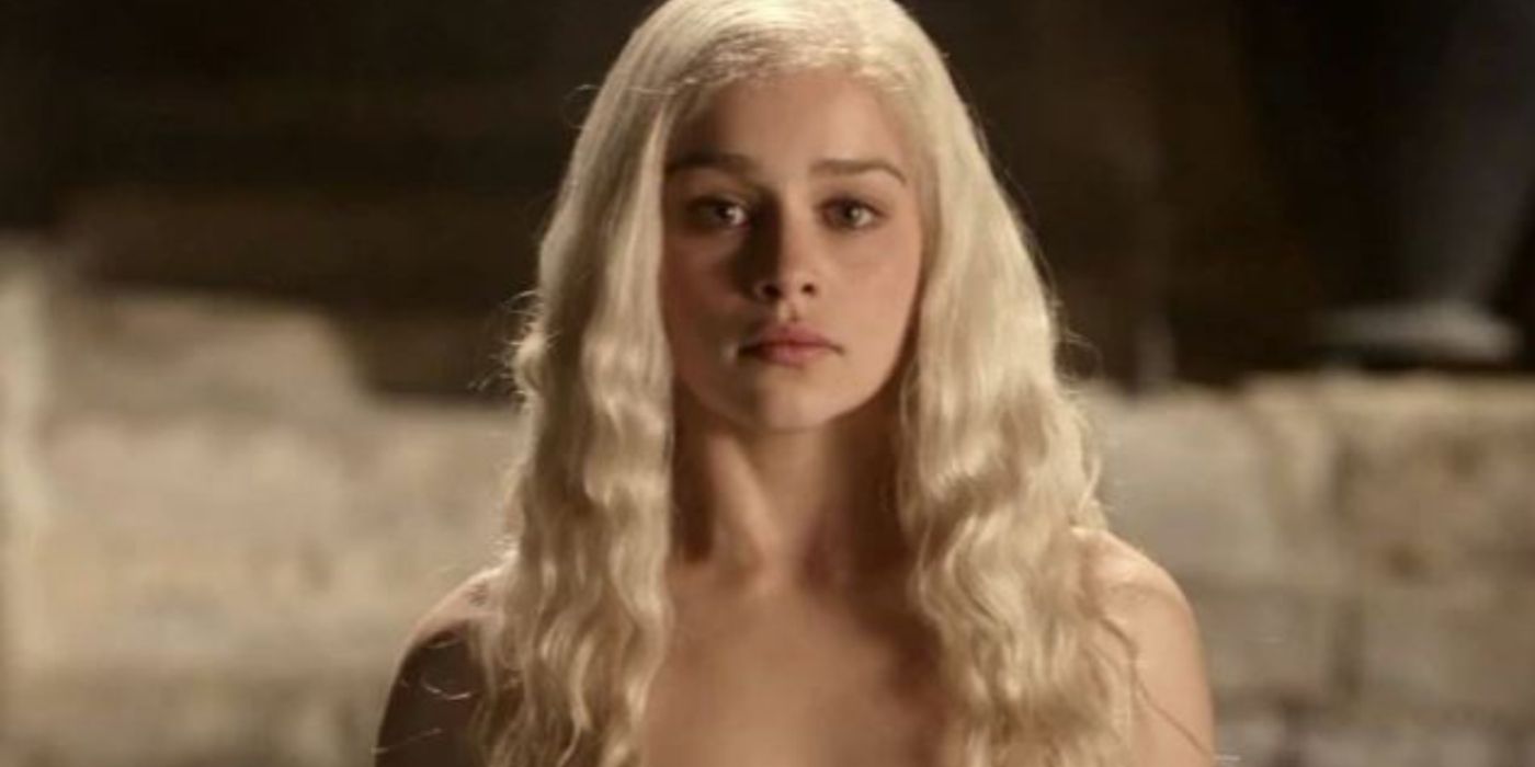 Daenerys takes a bath in Game of Thrones first episode