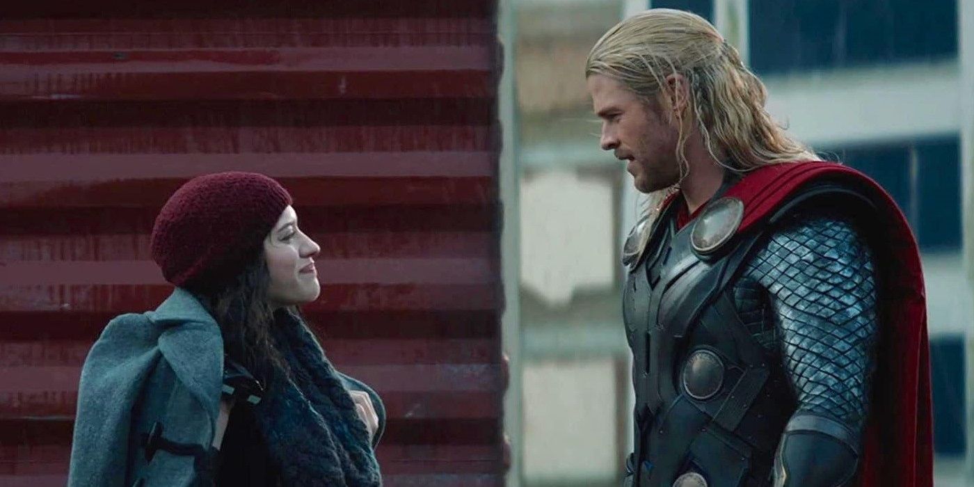 Darcy fala com Thor em Thor O Mundo Sombrio