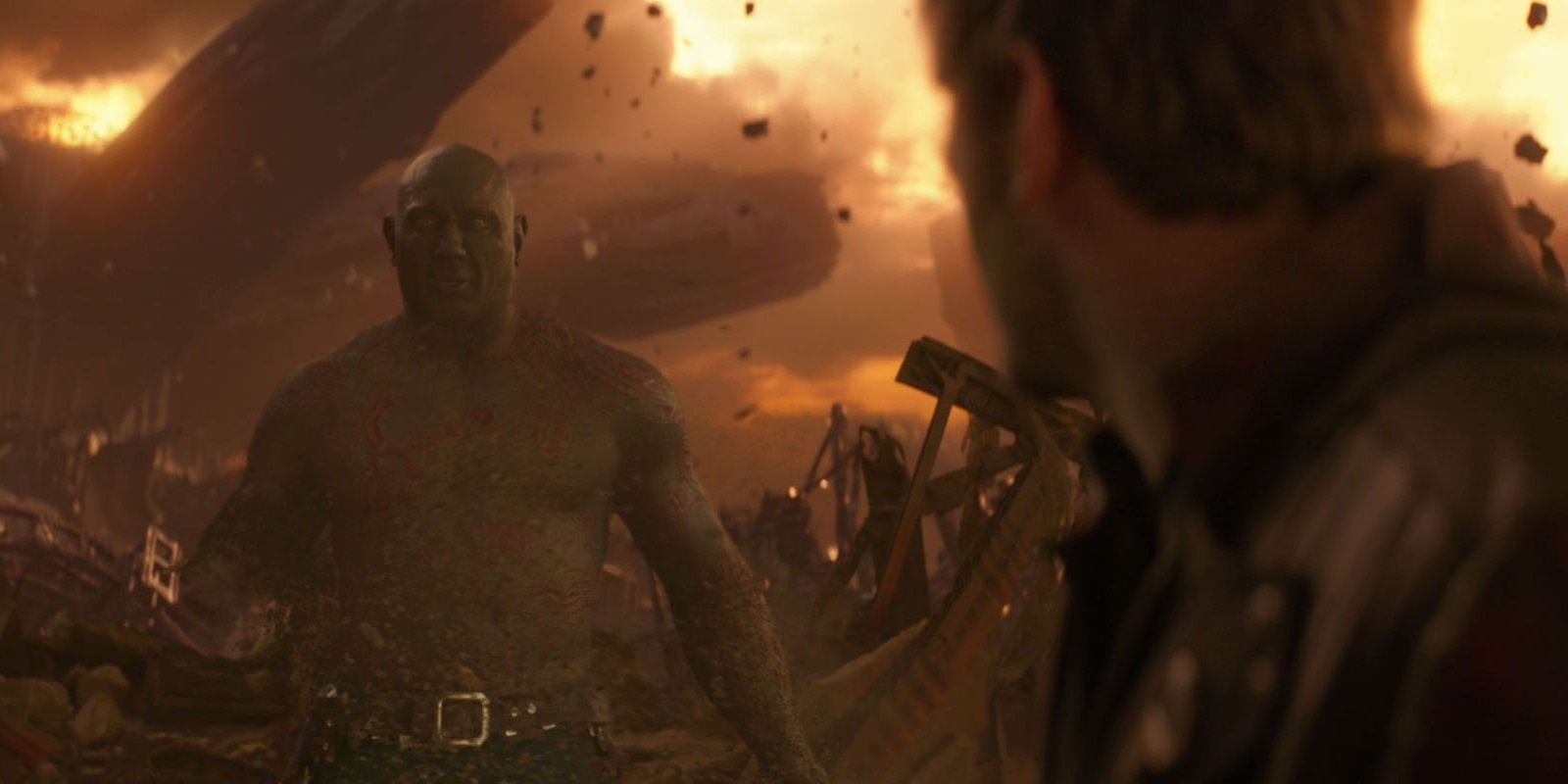 Drax turns to dust in Avengers Infinity War