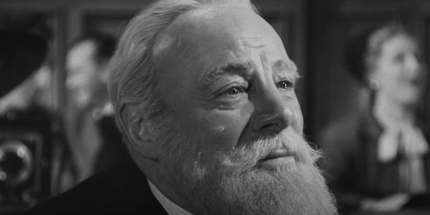 Kris Kringle smiling in court in Miracle on 34th Street