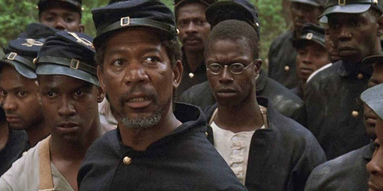 Morgan Freeman standing in front a group of soldiers in Glory