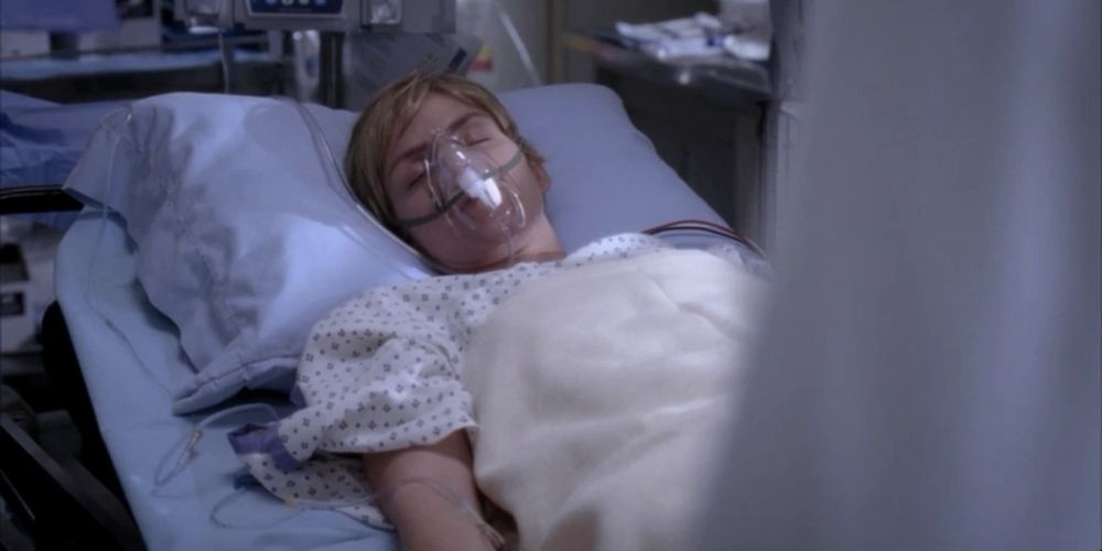 Marina with toxic blood in a hospital bed in Grey&rsquo;s Anatomy