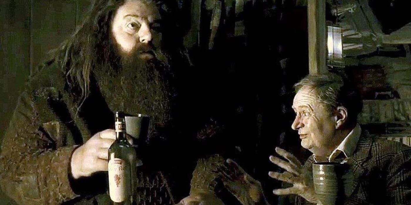 Hagrid bebendo com o professor Slughorn