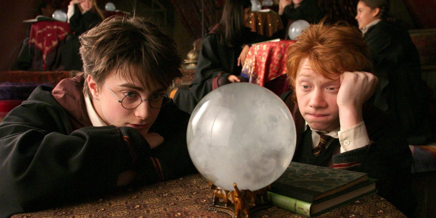 Harry Potter and Ron Weasley in Divination Class 