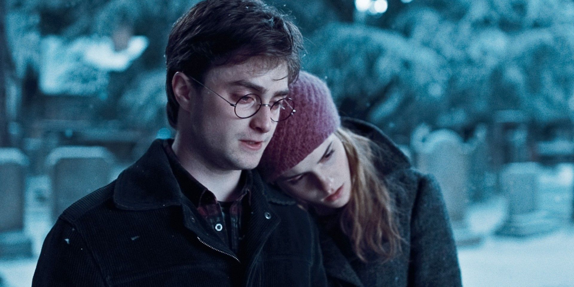 Harry and Hermione in Harry Potter and the Deathly Hallows Part 1