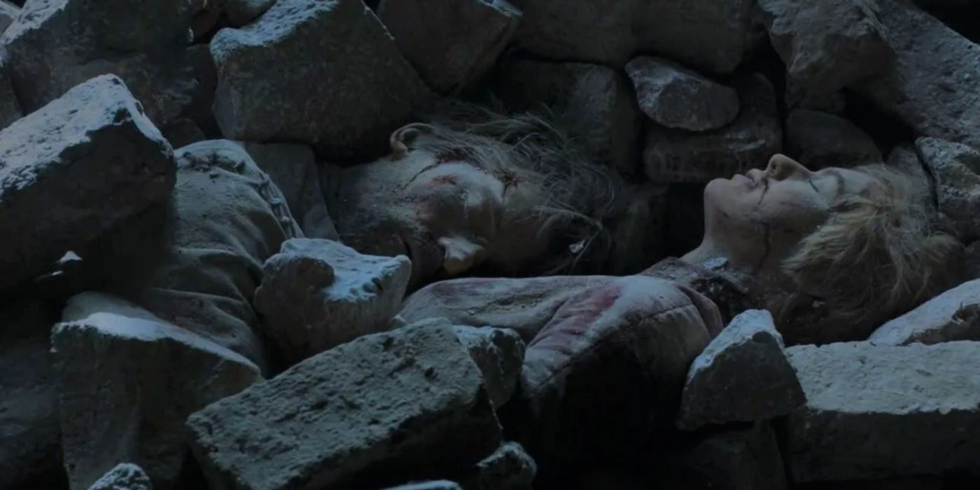 Jamie and Cersei's bodies in Game of Thrones