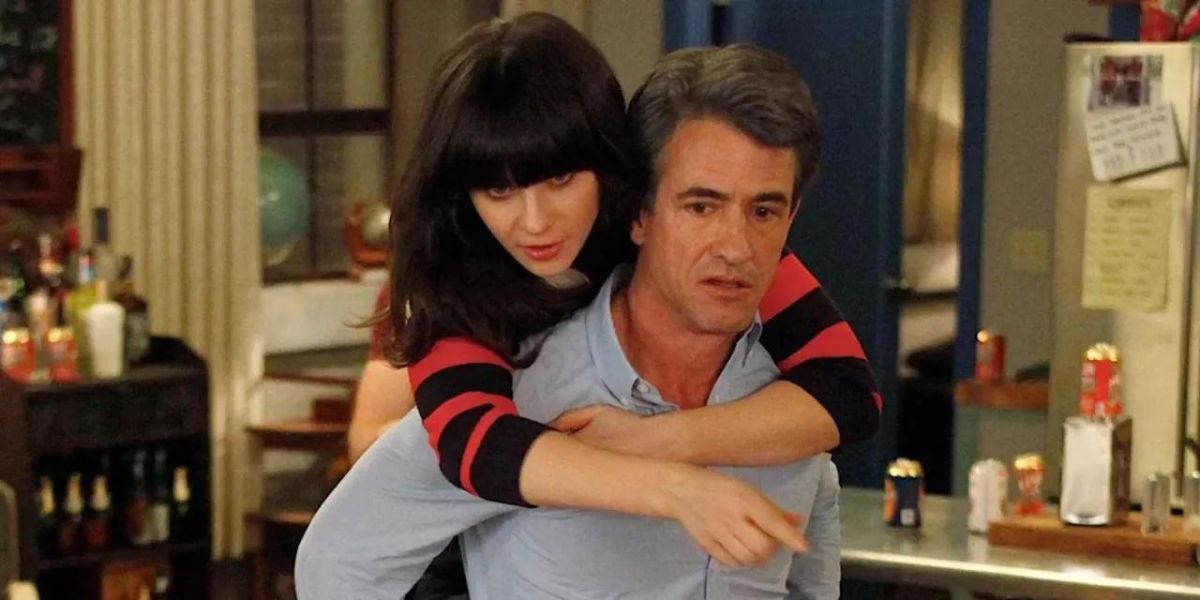 Jess on Russell&rsquo;s back in New Girl