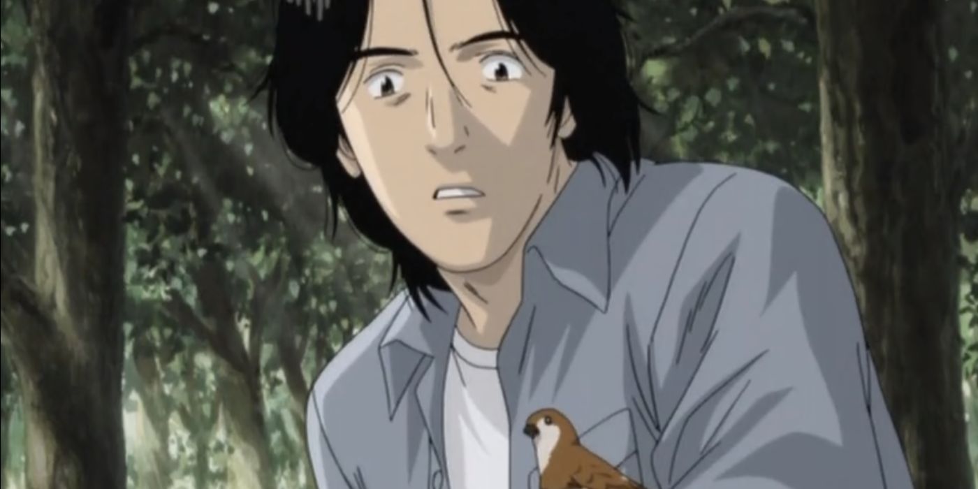 Kenzo Tenma sendo surpreendido por um pássaro no anime Monster