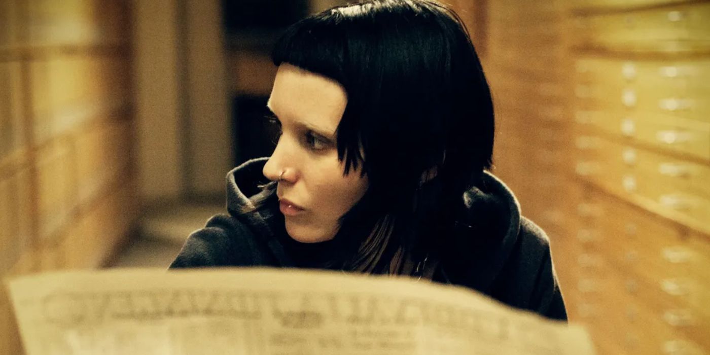 Rooney Mara as Lisbeth Salander Looks to Her Right in The Girl With The Dragon Tattoo
