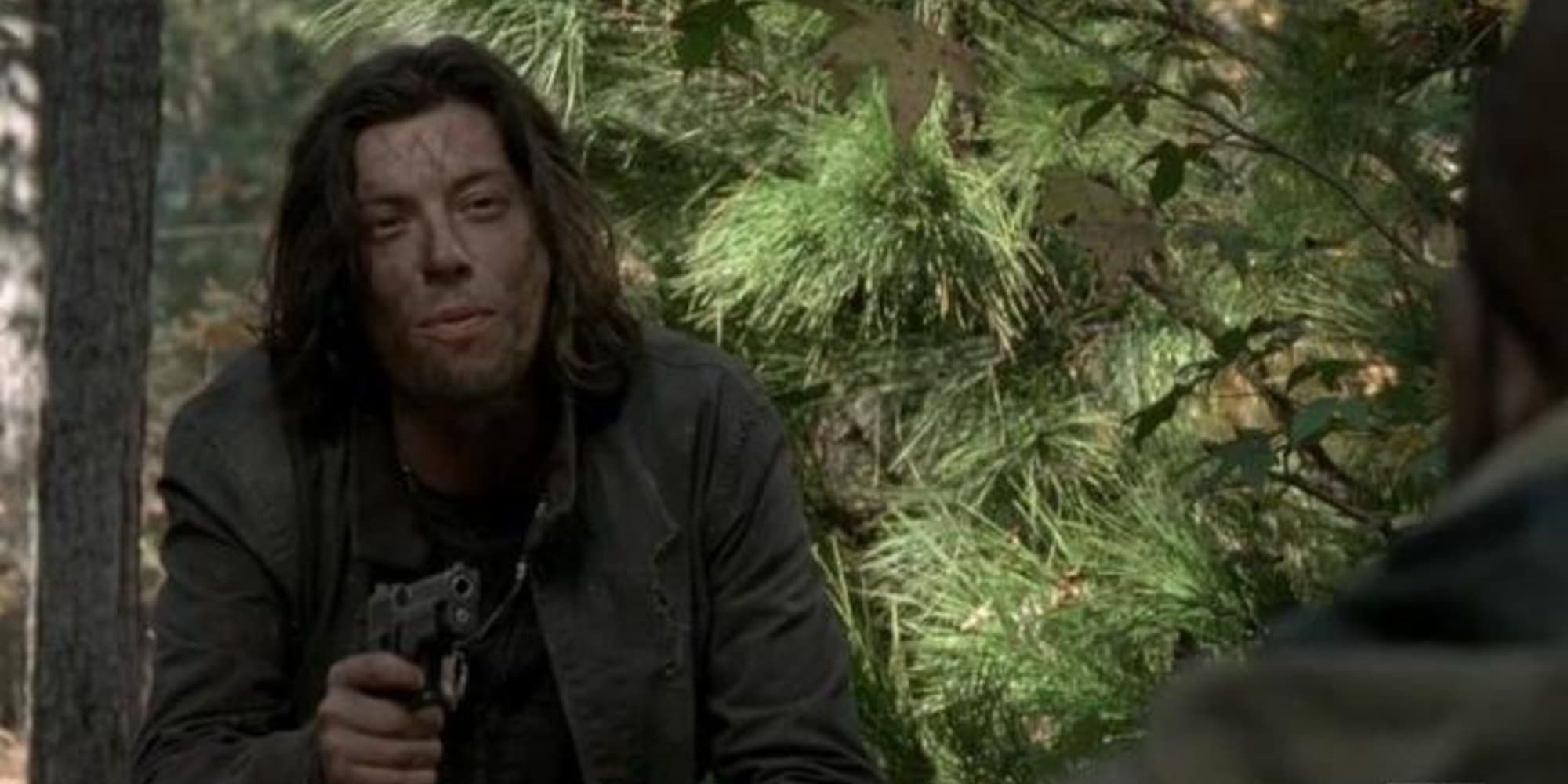 Owen apontando uma arma para Morgan em The Walking Dead 