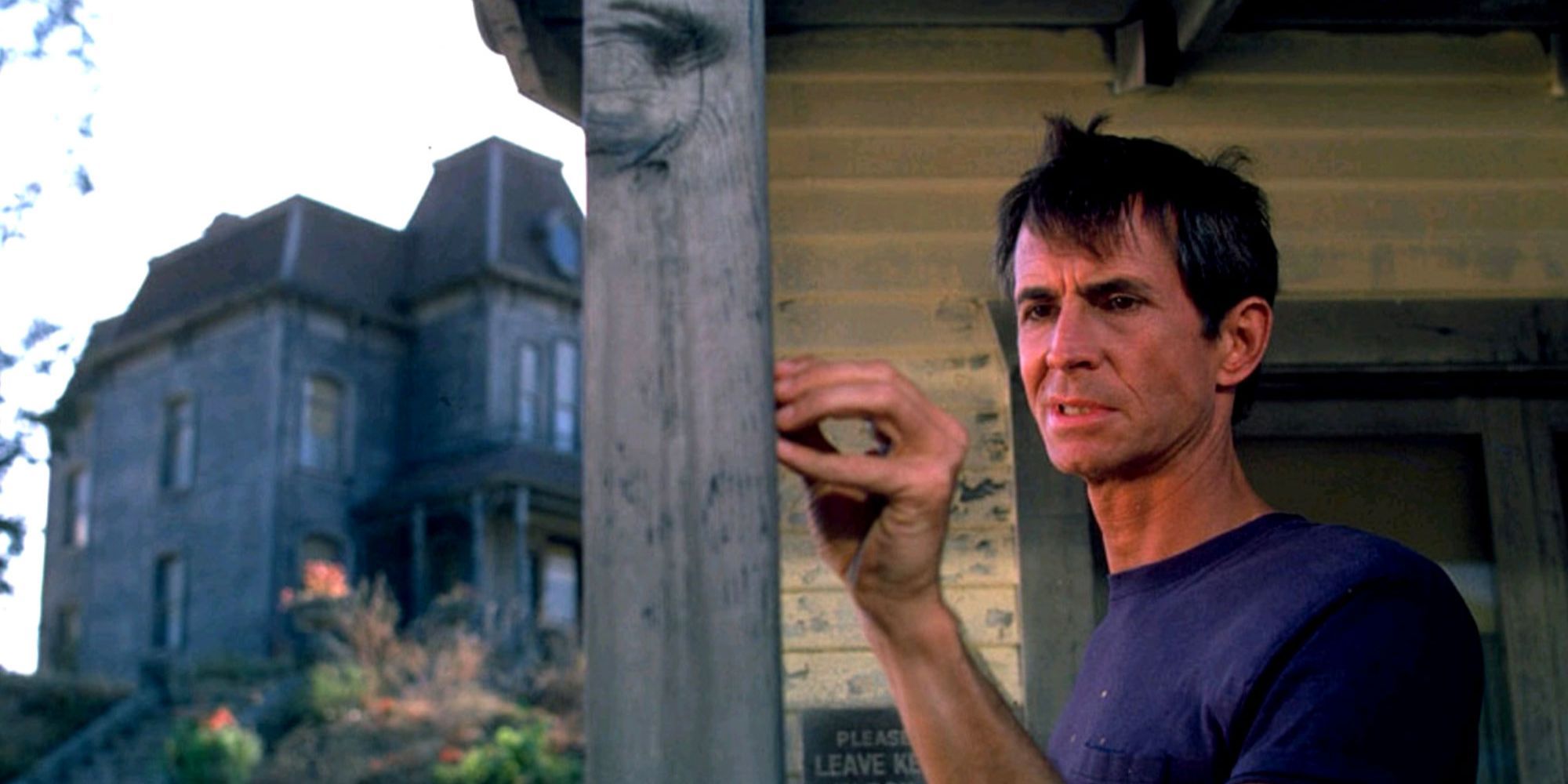 Anthony Perkins on the porch of the motel in Psycho 2